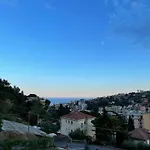 Alberti Casa de Férias *